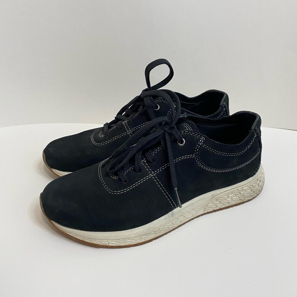 L.L. Bean Women's Sneakers Stone Coast Leather Sneakers Black Size 9